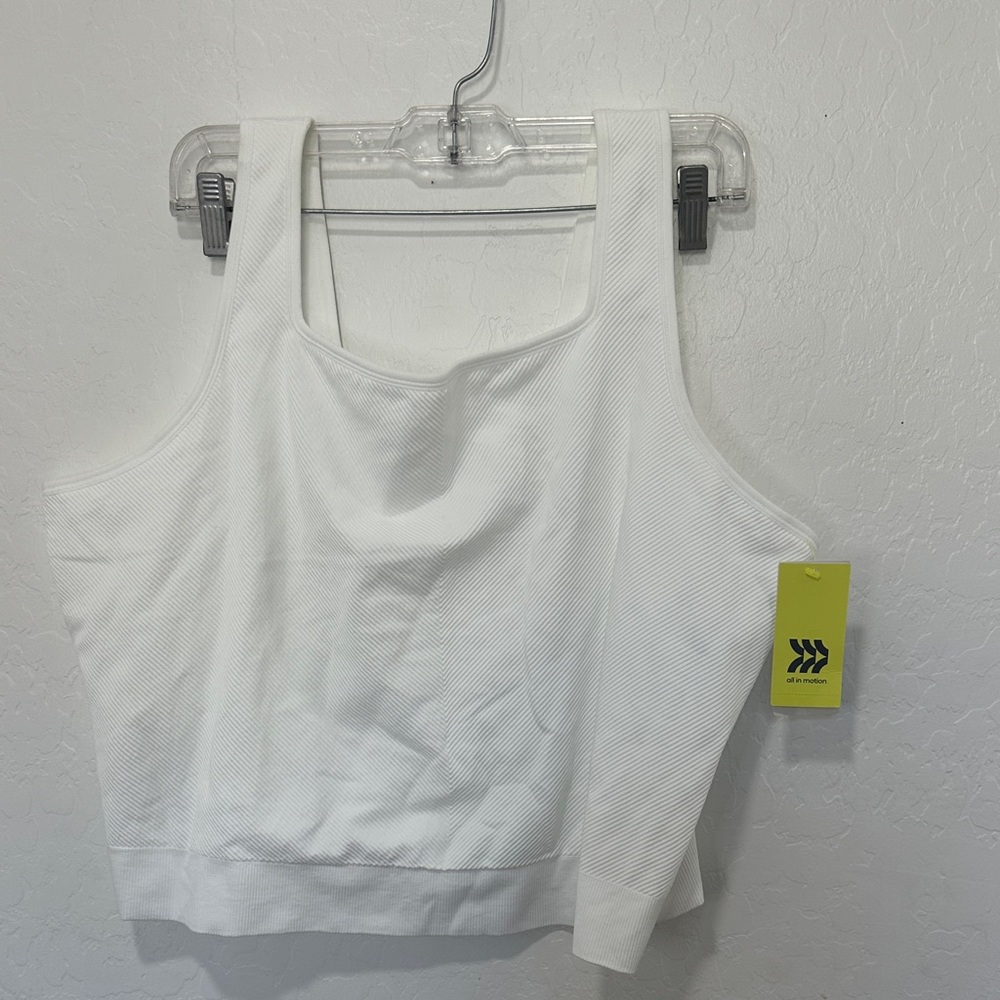 NWT All in Motion White fitted crop tank top‎ bra plus size 4x sleeveless